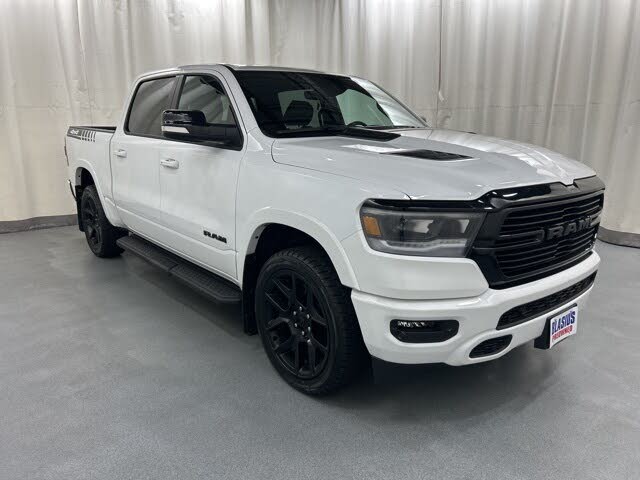 2022 RAM 1500 Laramie Crew Cab 4WD