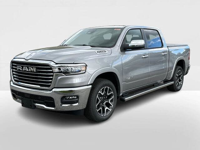 2026 RAM 1500 Laramie Crew Cab 4WD