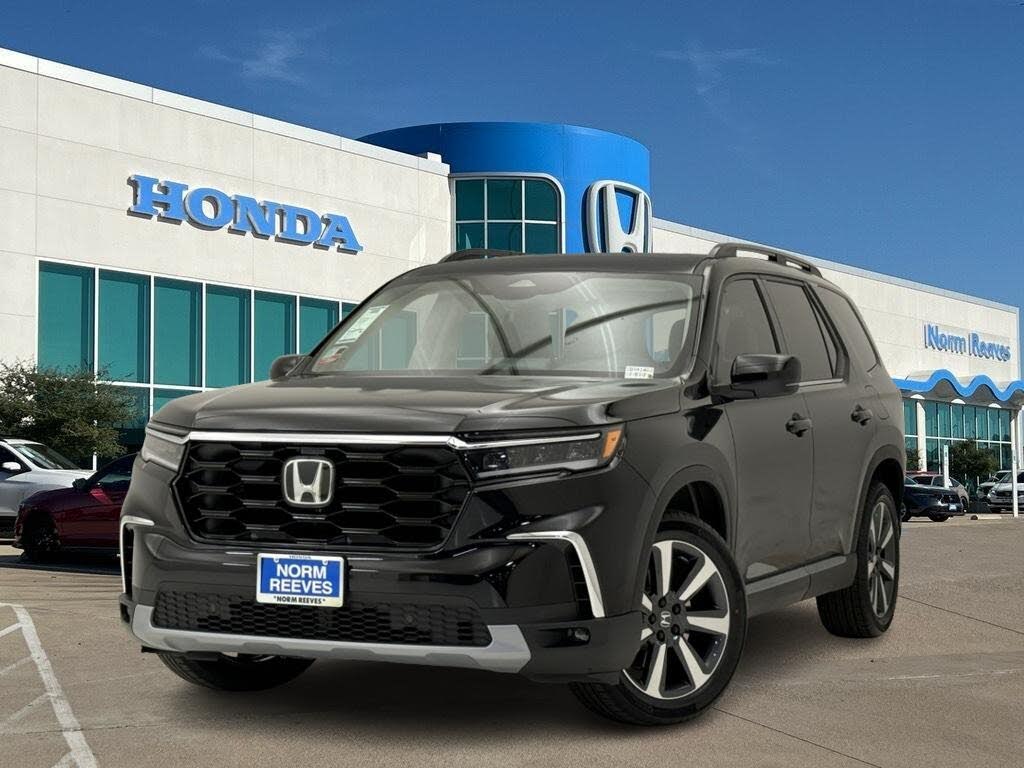 2025 Honda Pilot Touring FWD