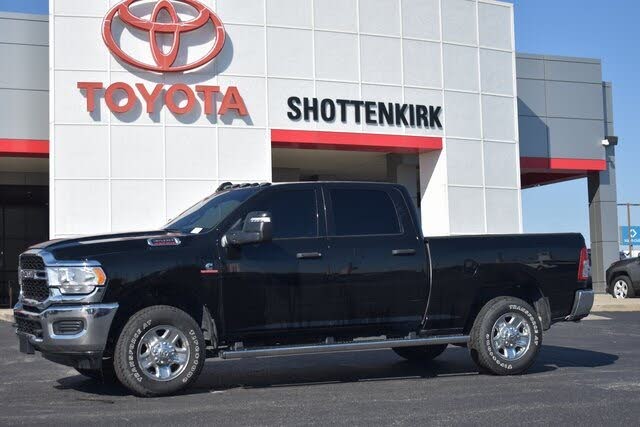 2024 RAM 3500 Tradesman Crew Cab 4WD