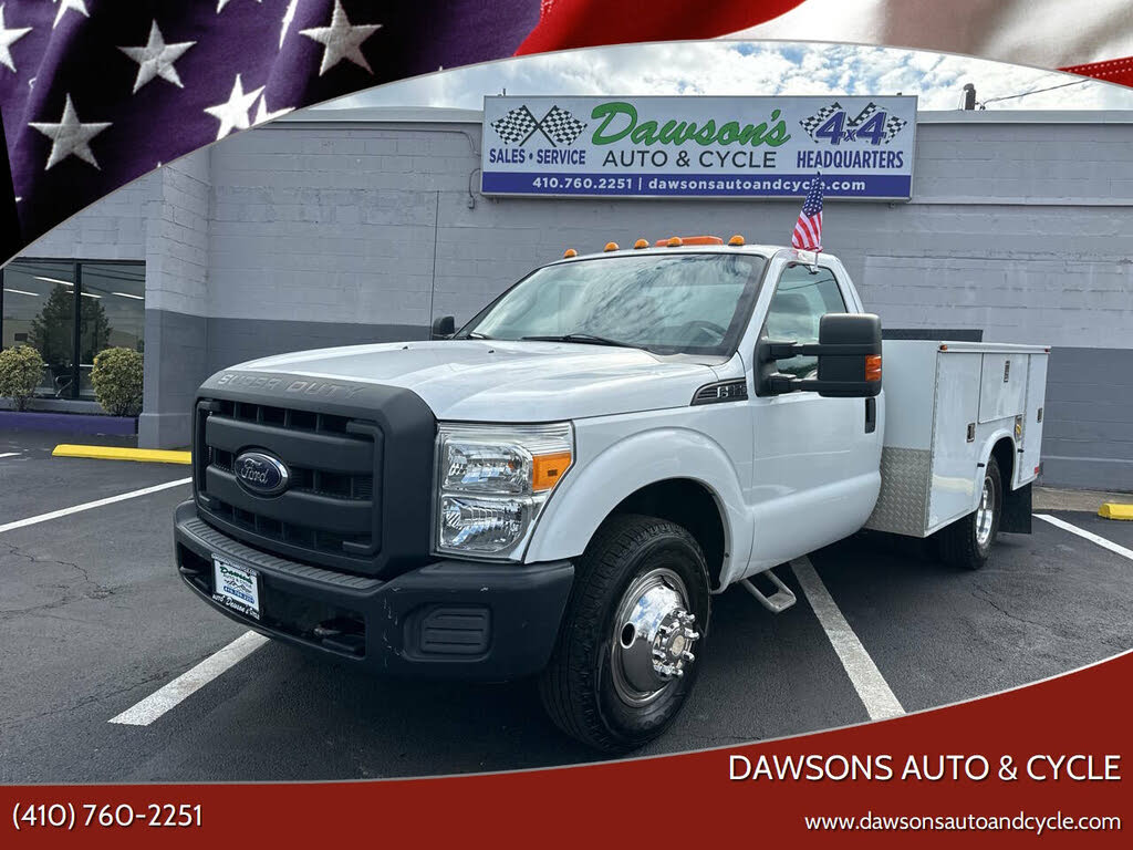 2012 Ford F-350 Super Duty Chassis XLT RWD