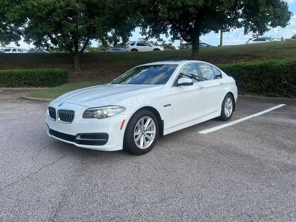 2014 BMW 5 Series 528i Sedan RWD