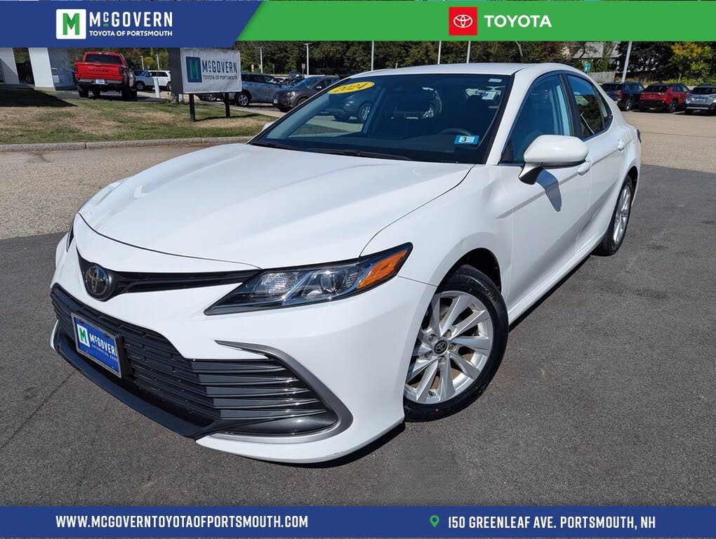 2024 Toyota Camry LE FWD
