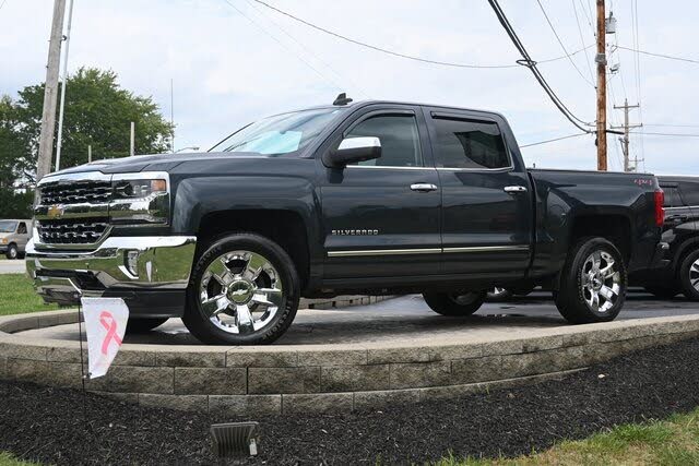 2018 Chevrolet Silverado 1500 LTZ Crew Cab 4WD