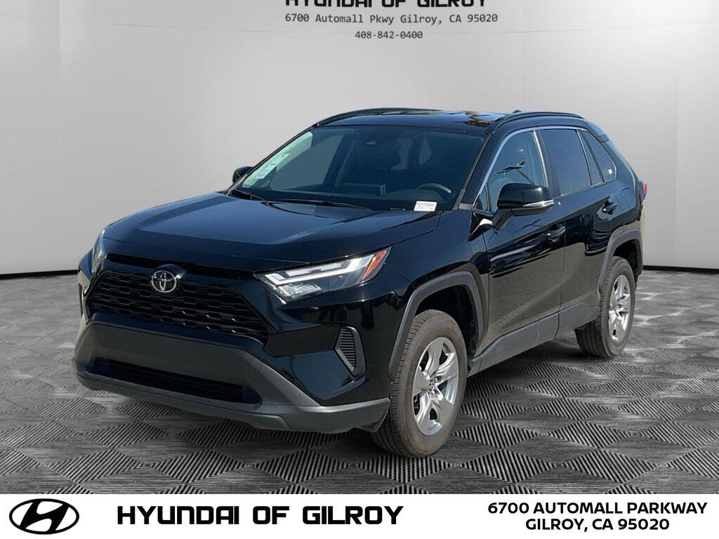2024 Toyota RAV4 XLE FWD