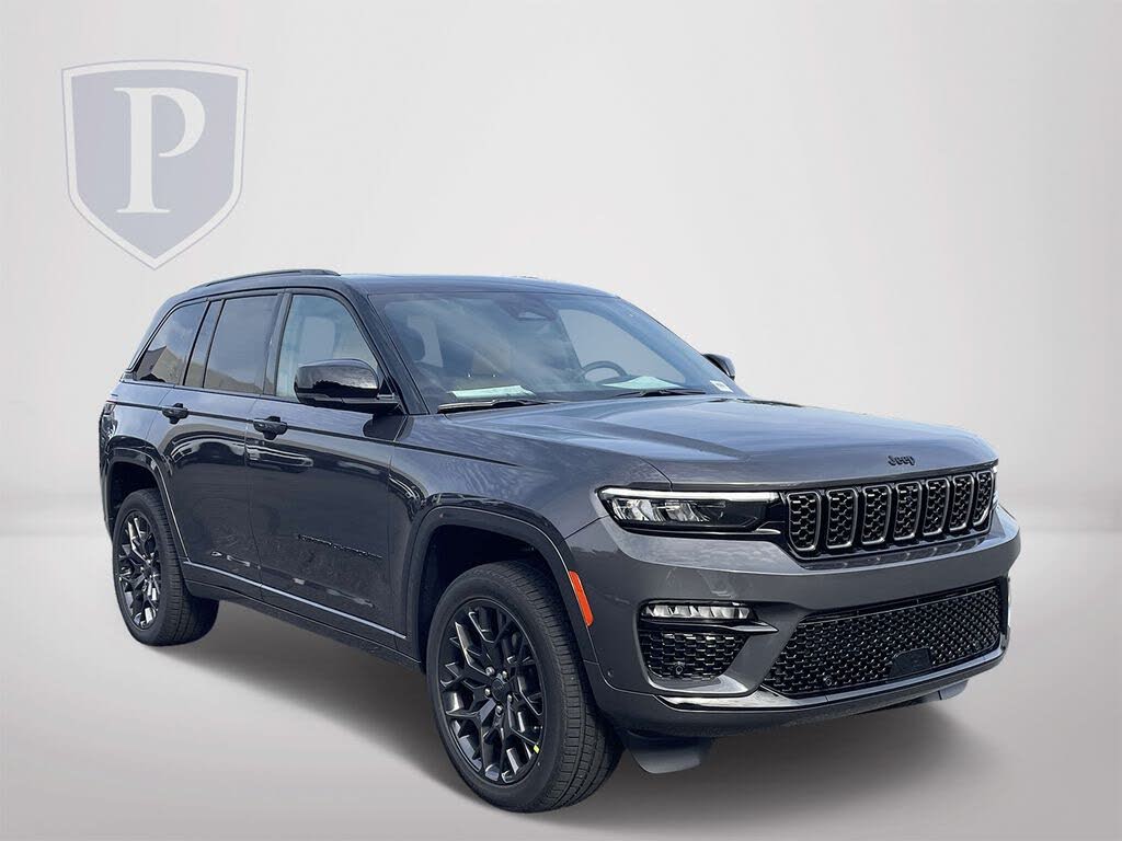 2025 Jeep Grand Cherokee Summit 4WD