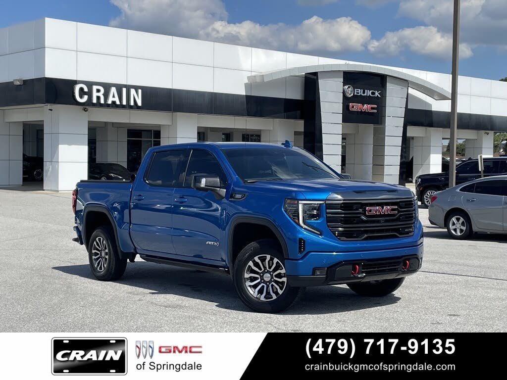2023 GMC Sierra 1500 AT4 Crew Cab 4WD