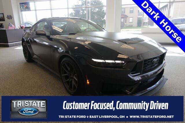 2025 Ford Mustang Dark Horse Fastback RWD