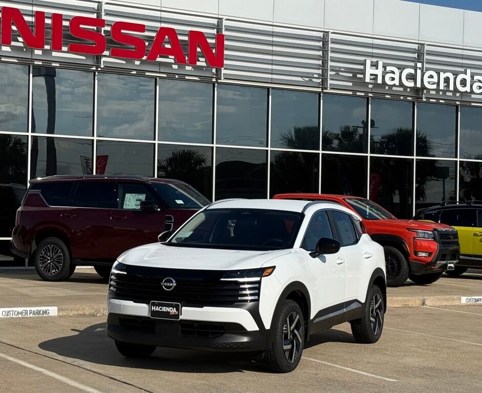 2026 Nissan Kicks SV FWD