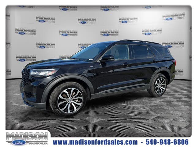 2025 Ford Explorer ST-Line AWD