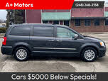 Chrysler Town & Country Touring FWD