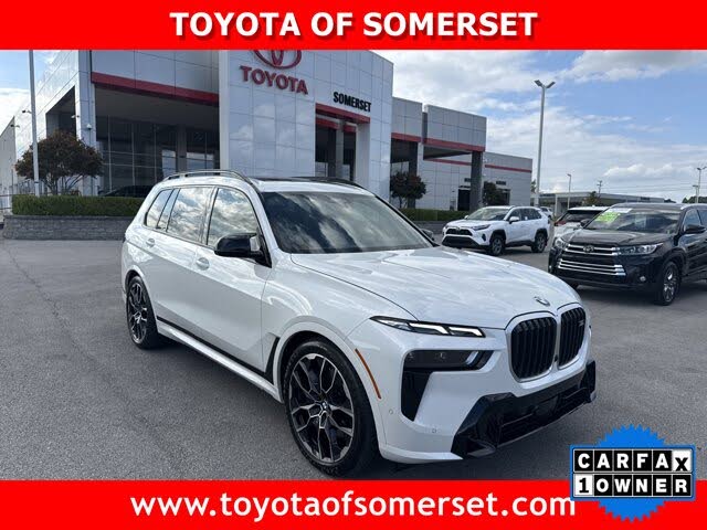 2023 BMW X7 M60i AWD