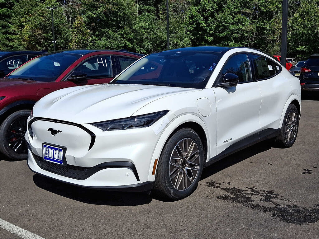 2025 Ford Mustang Mach-E Premium AWD