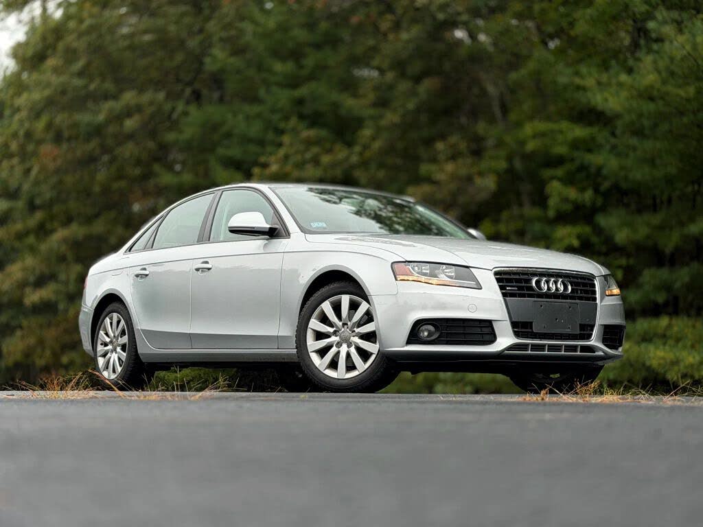 2009 Audi A4 2.0T quattro Premium Sedan AWD