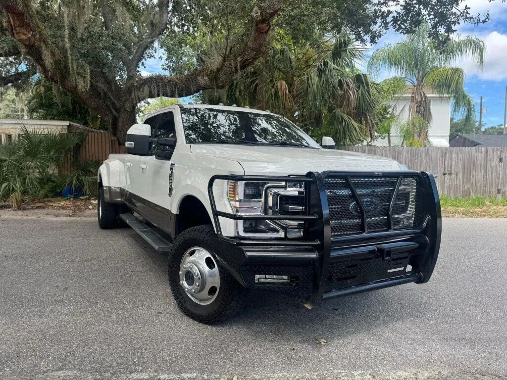 2020 Ford F-350 Super Duty Lariat Crew Cab LB DRW 4WD
