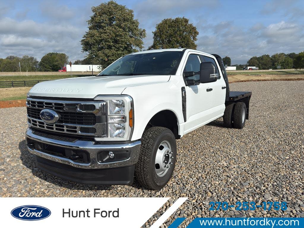 2025 Ford F-350 Super Duty Chassis XL Crew Cab DRW 4WD