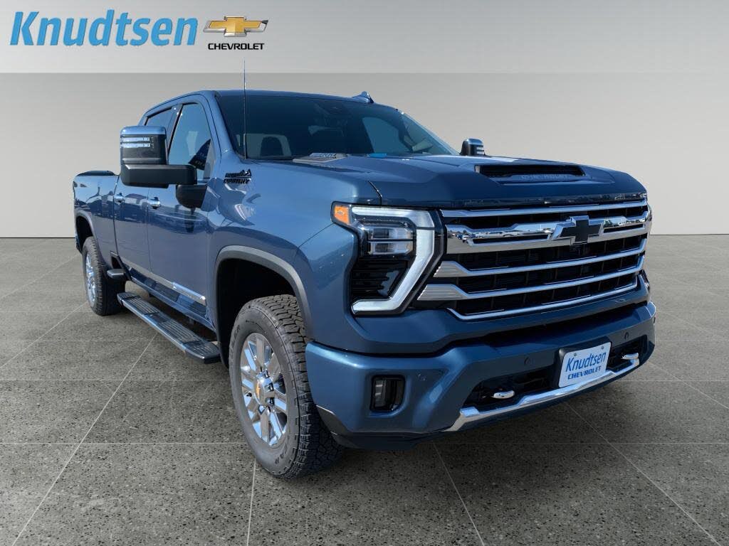 2026 Chevrolet Silverado 3500HD High Country Crew Cab 4WD