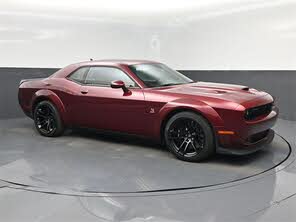 Dodge Challenger R/T Scat Pack Widebody RWD