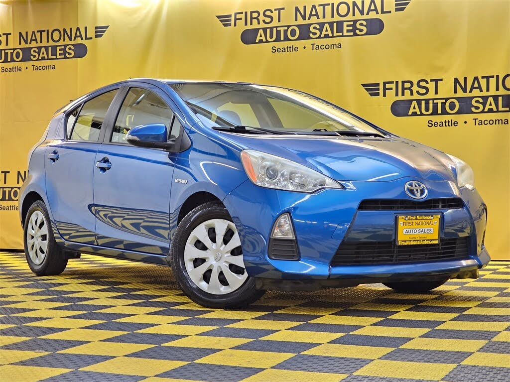 2013 Toyota Prius c Two