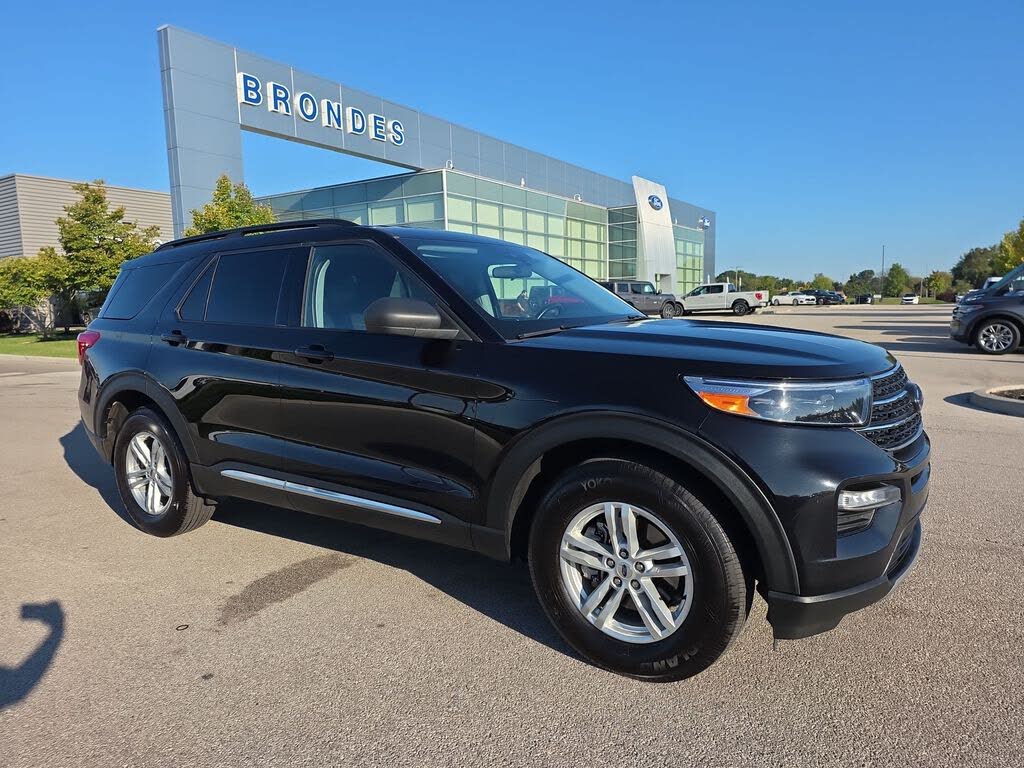 2023 Ford Explorer XLT AWD