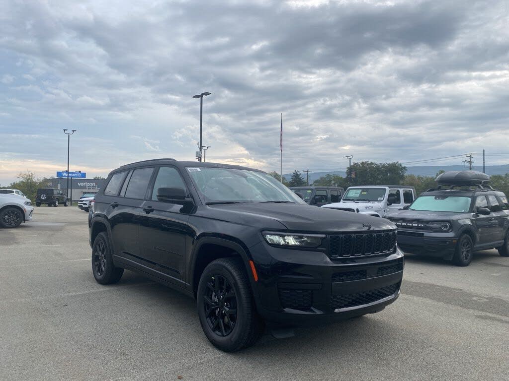 2025 Jeep Grand Cherokee L Altitude X 4WD