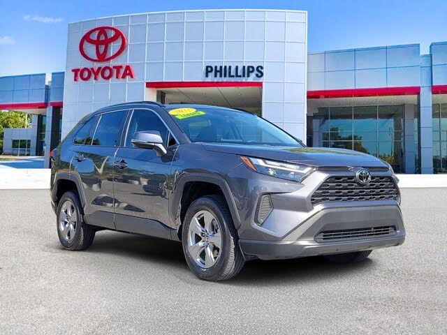 2022 Toyota RAV4 XLE FWD