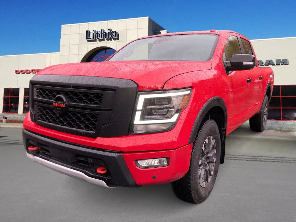 2021 Nissan Titan PRO-4X Crew Cab 4WD