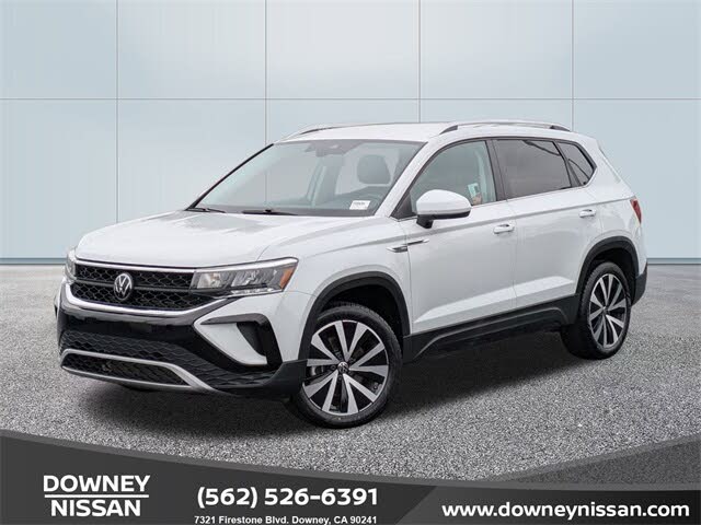 2024 Volkswagen Taos SE FWD