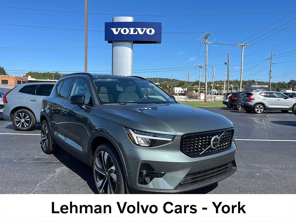 2026 Volvo XC40 B5 Plus AWD