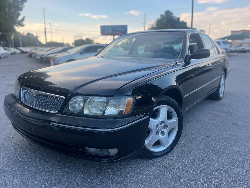 1999 INFINITI Q45 RWD