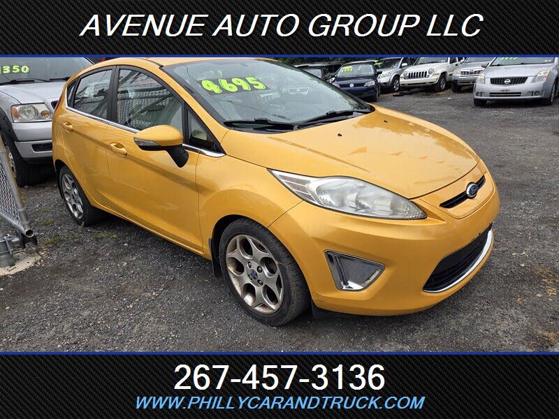 2011 Ford Fiesta SES Hatchback