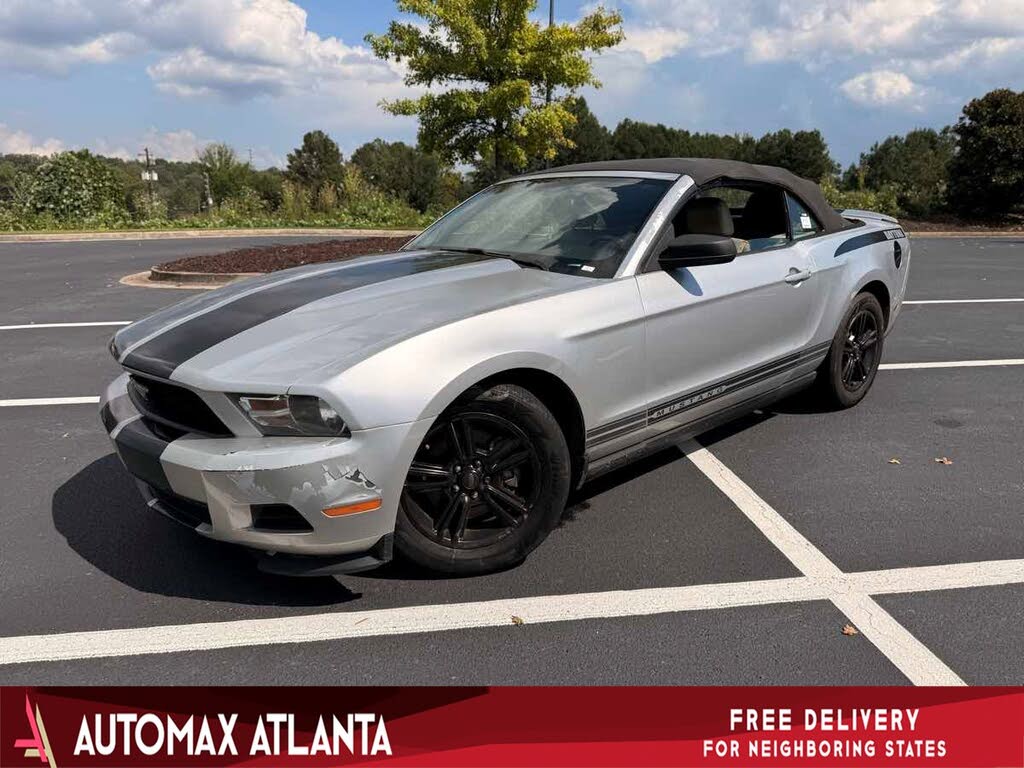 2011 Ford Mustang V6 Convertible RWD