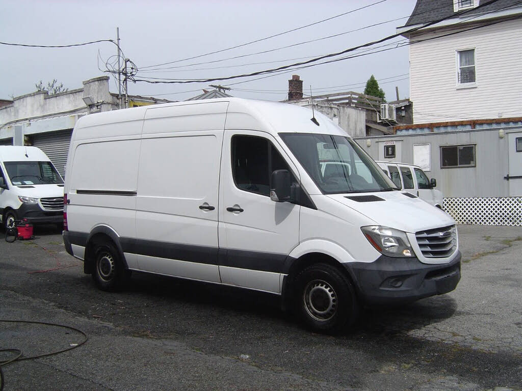 2018 Mercedes-Benz Sprinter 2500 144 V6 Passenger Van