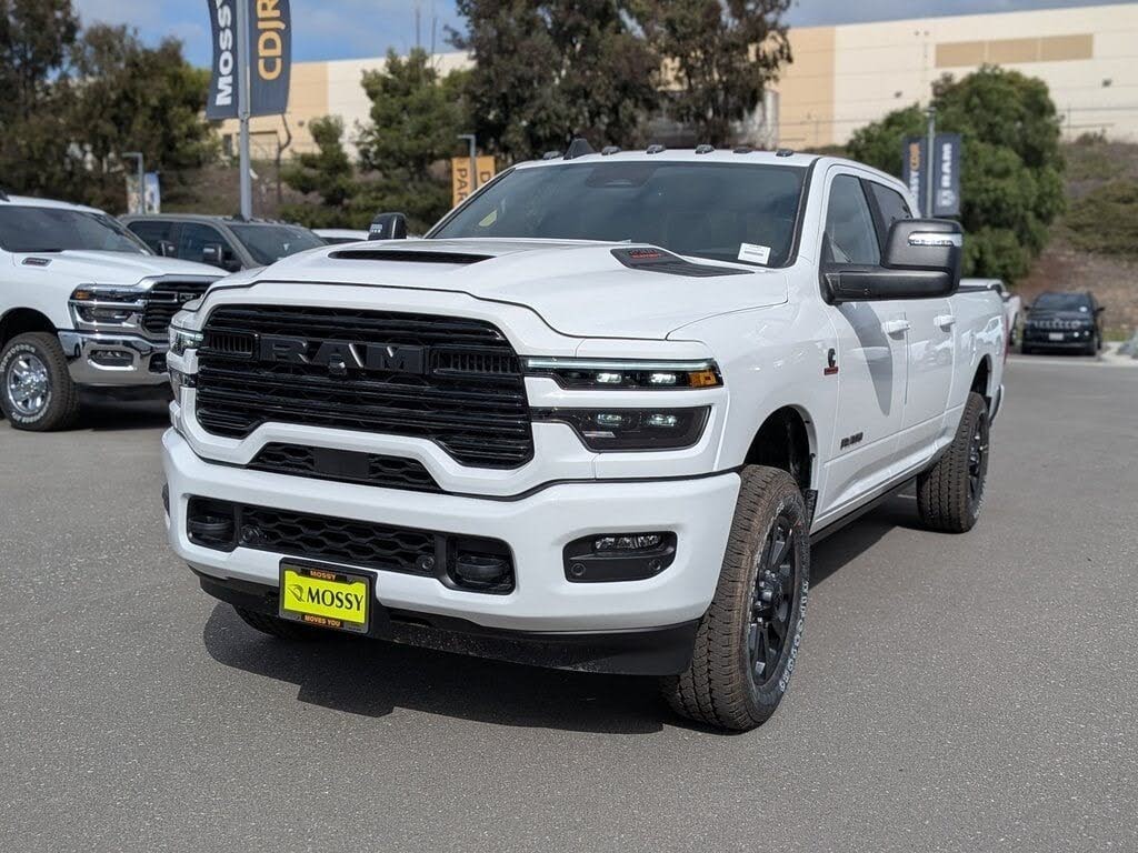 2026 RAM 2500 Laramie Crew Cab 4WD