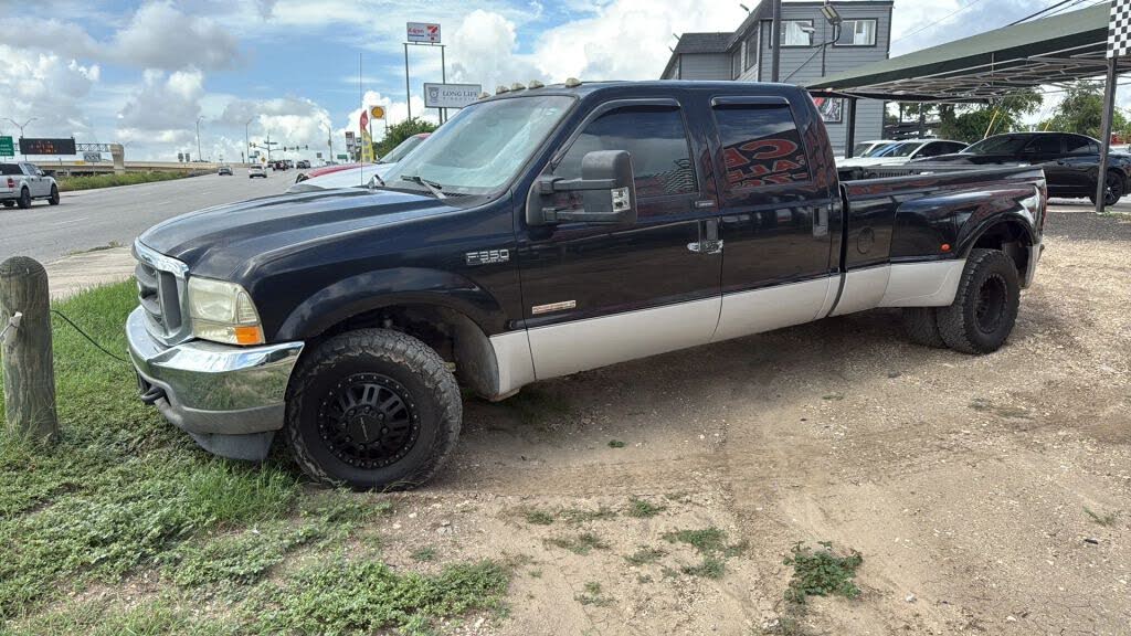 2004 Ford F-350 Super Duty XL Crew Cab SB DRW