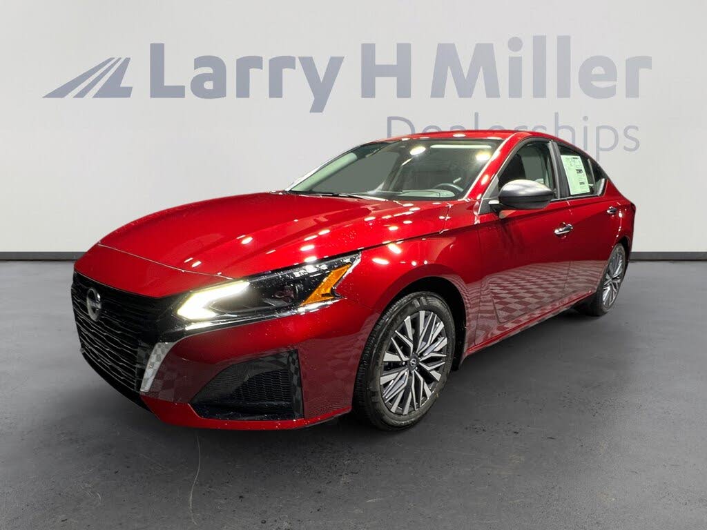 2025 Nissan Altima 2.5 SV FWD