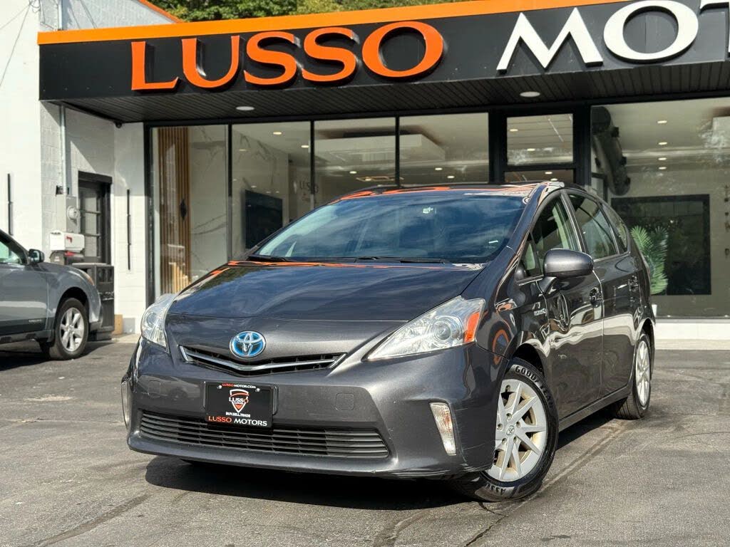 2012 Toyota Prius v Two FWD