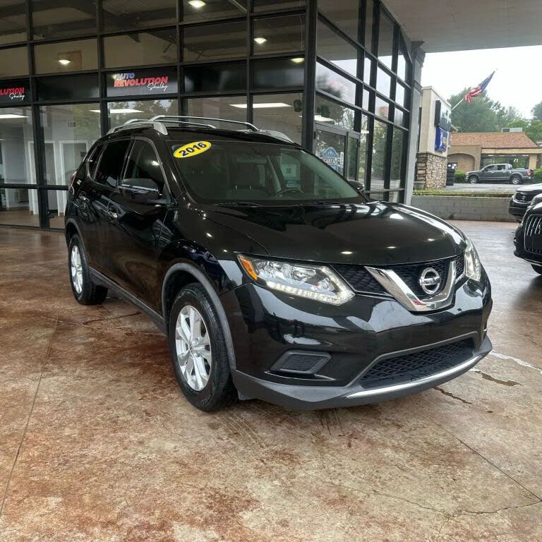 2016 Nissan Rogue SV FWD