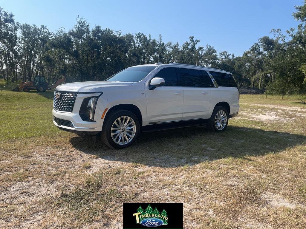 2025 Cadillac Escalade ESV Luxury RWD