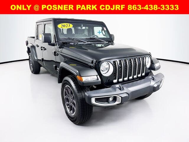 2023 Jeep Gladiator Overland Crew Cab 4WD