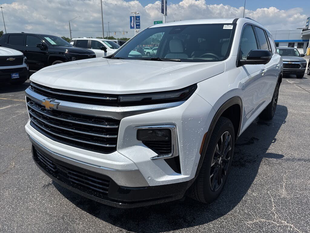 2024 Chevrolet Traverse RS FWD