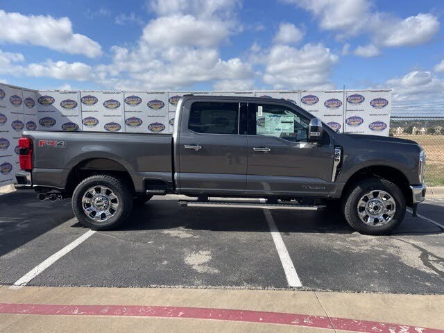 2026 Ford F-250 Super Duty Lariat Crew Cab 4WD