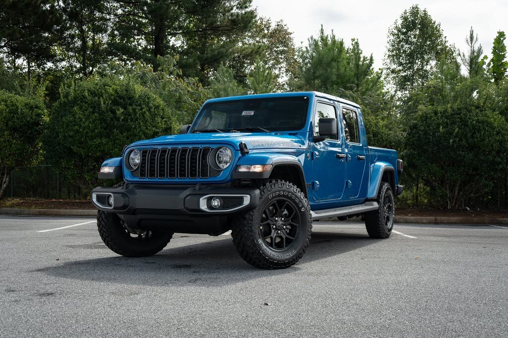 2025 Jeep Gladiator High Tide Crew Cab 4WD