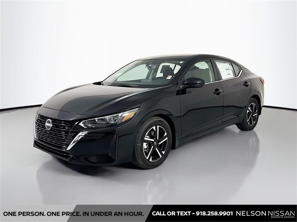 2025 Nissan Sentra SV FWD