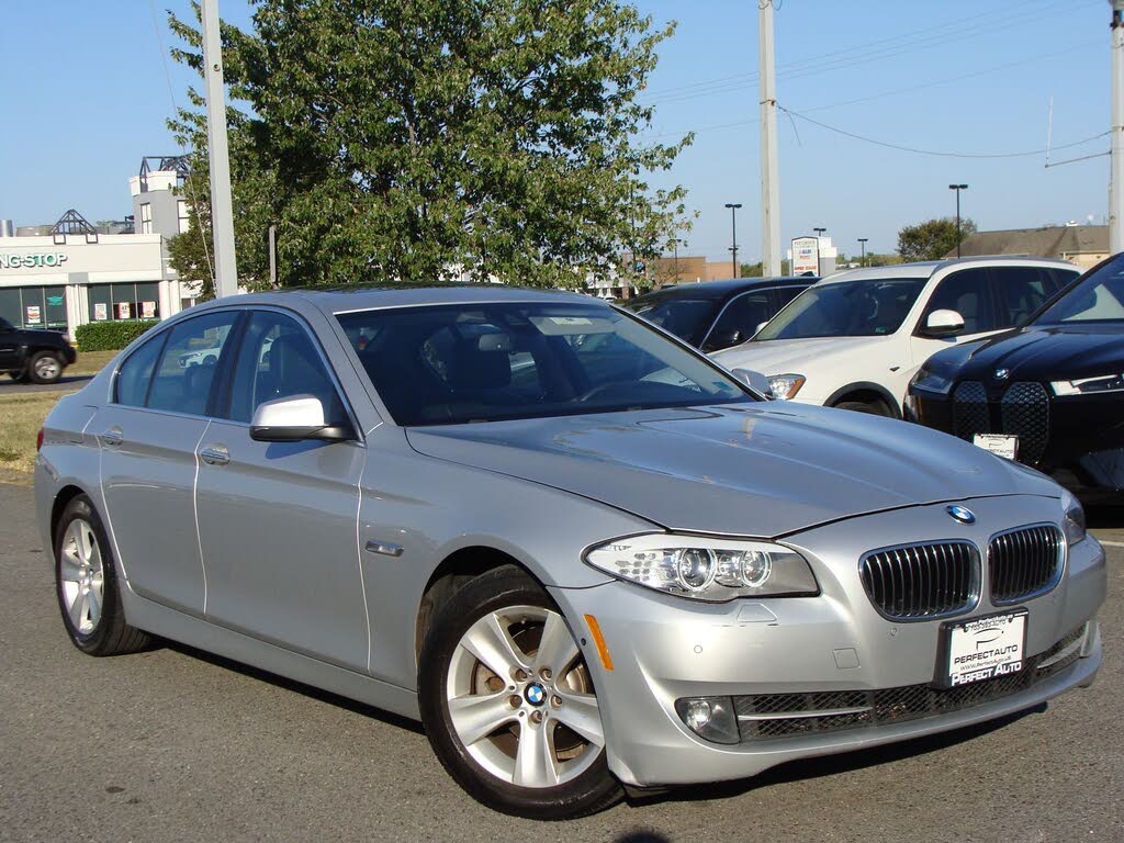 2013 BMW 5 Series 528i xDrive Sedan AWD