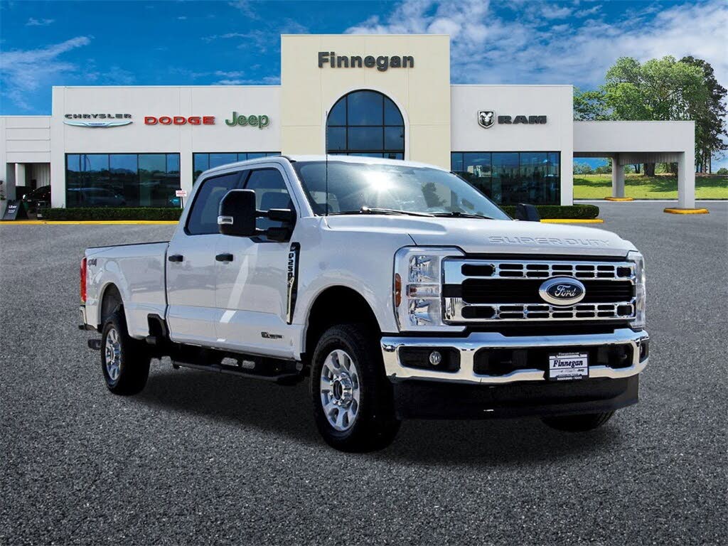2024 Ford F-250 Super Duty XLT SuperCab 4WD