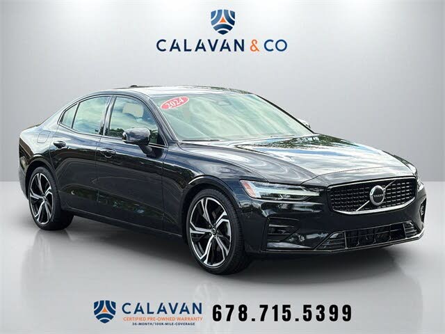 2024 Volvo S60 B5 Core Dark Theme AWD