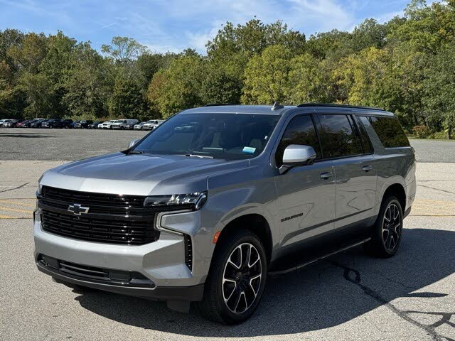 2024 Chevrolet Suburban RST 4WD