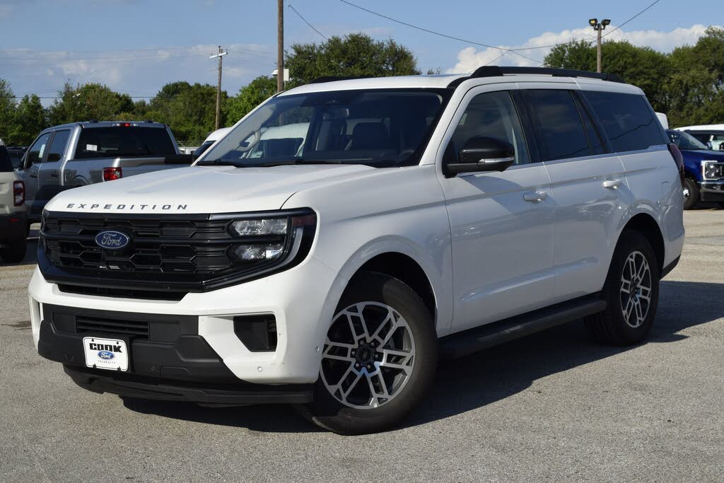 2025 Ford Expedition Active RWD
