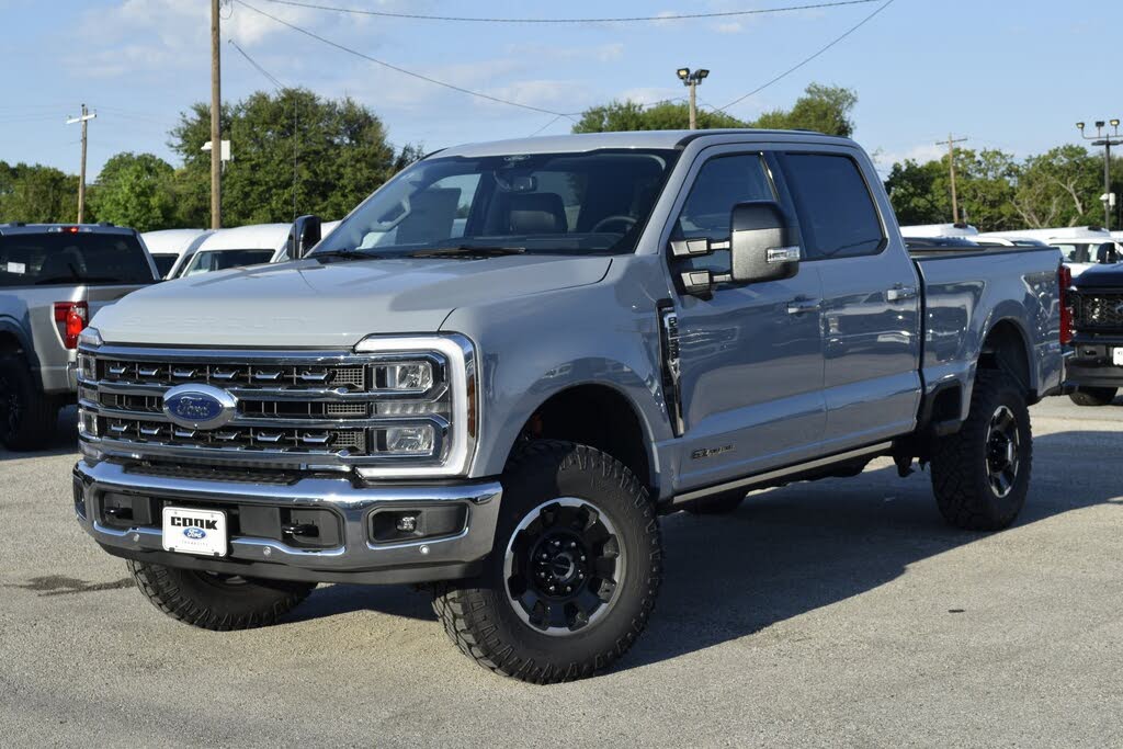 2026 Ford F-250 Super Duty Lariat Crew Cab 4WD